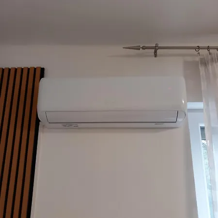Apartment Deak